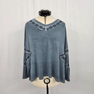 POL Distressed Tunic Blouse Women's L Blue - Gray Fade V-Neck Long Sleeve